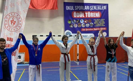 Osmangazili sporculardan çifte bayram