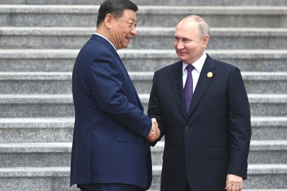 Putin ve Xi Pekin’de bir araya geldi