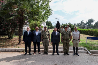 Vali Demirtaş'tan Askeri Veteriner Okulu'na ziyaret