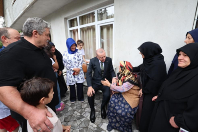 Cumhurbaşkanı Erdoğan, Rize'de komşularını ziyaret etti